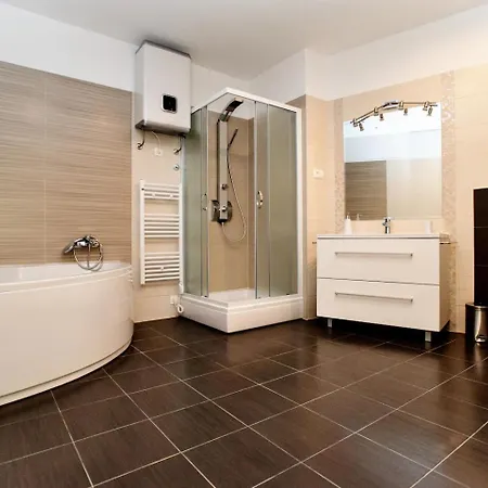 Luxury Lara Shared Pool Apartamento *